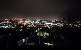 Chimneys Guest House Blackburn