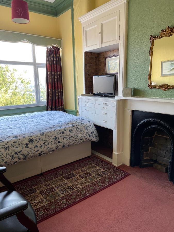 Chimneys Guest House Blackburn  Exterior photo